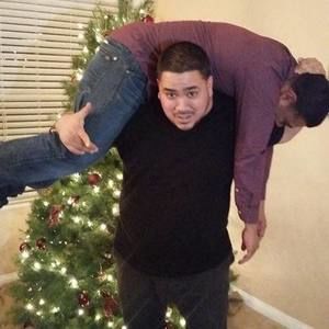 Meet your Posher, Raymond